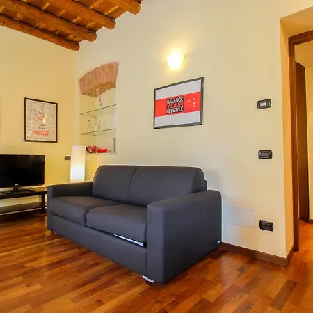 City Escape Apartamento Como